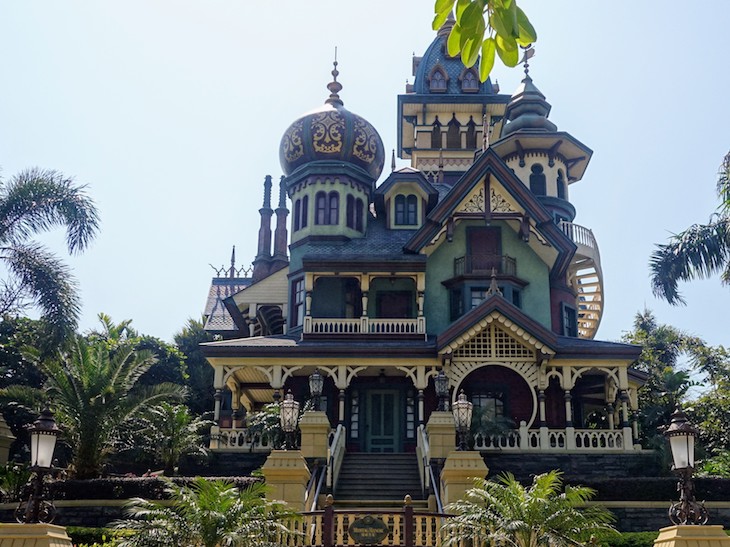 Mystic Manor